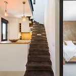 Giraud I - Luxury Modern Next To The Sea With Jacuzzi & Pool * Lajares