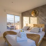 Giraud I - Luxury Modern Next To The Sea With Jacuzzi & Pool Villa