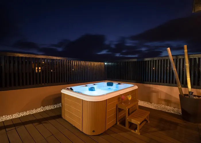 Giraud I - Luxury Modern Villa Next To The Sea With Jacuzzi & Pool *