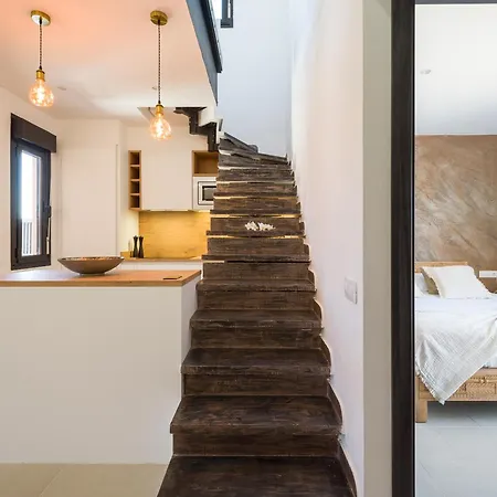 Giraud I - Modern Villa Next To The Sea With Jacuzzi & Pool * Lajares