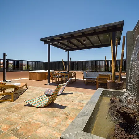 Giraud I - Modern Villa Next To The Sea With Jacuzzi & Pool * Lajares