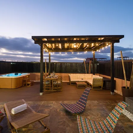 Giraud I - Modern Villa Next To The Sea With Jacuzzi & Pool Vila *