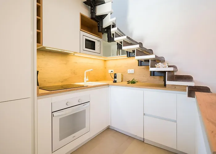 Giraud I - Luxury Modern Next To The Sea With Jacuzzi & Pool Villa Lajares