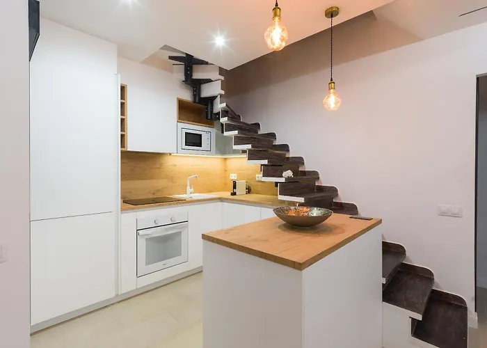 Villa Giraud I - Luxury Modern Villa Next To The Sea With Jacuzzi & Pool Lajares